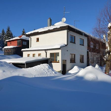 Naproti Klinovci Villa Яхимов Екстериор снимка
